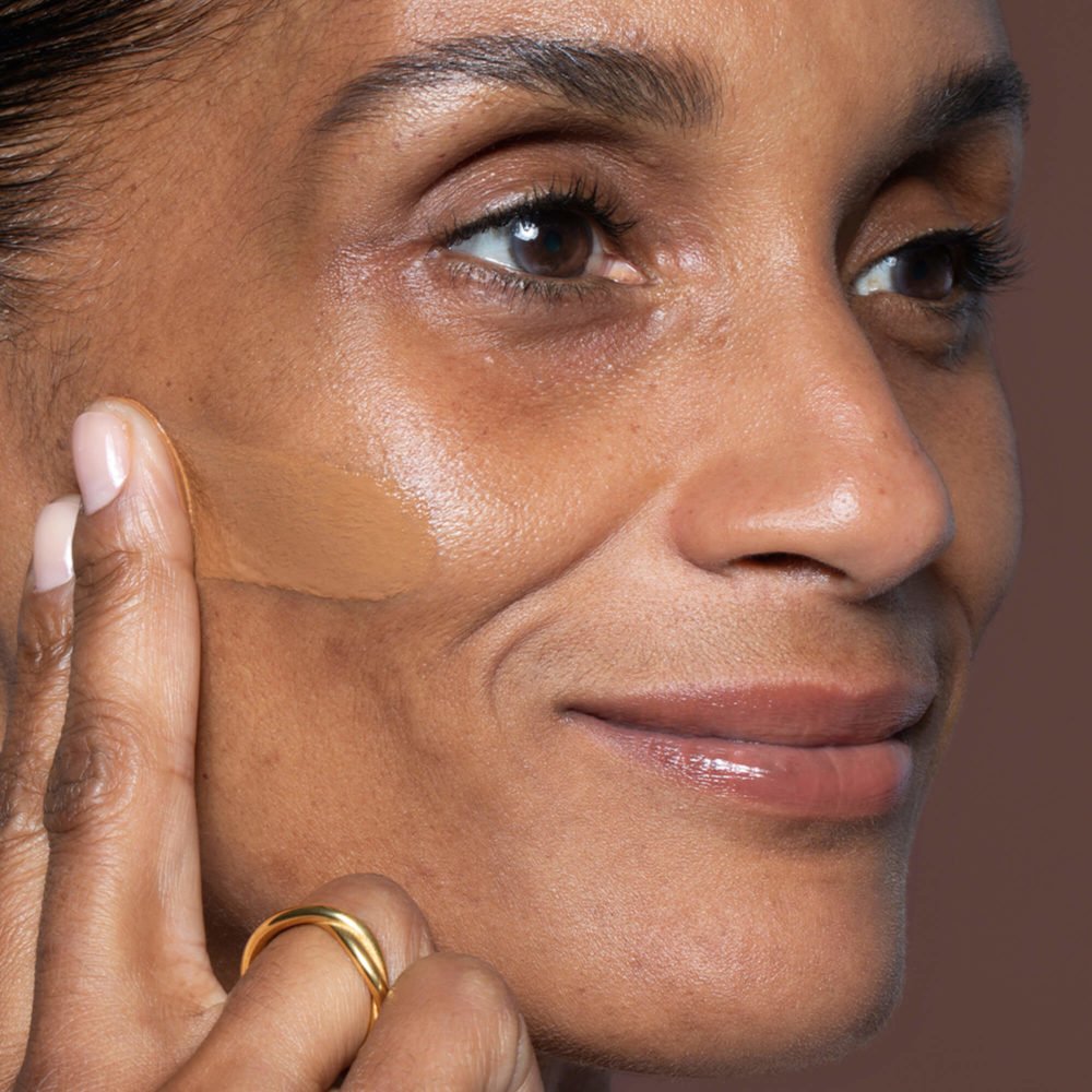 True Skin Serum Foundation - Image 86