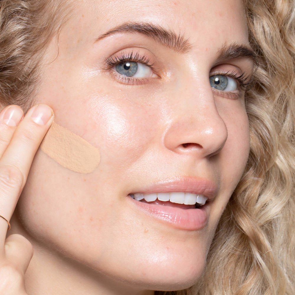 True Skin Serum Foundation - Image 69