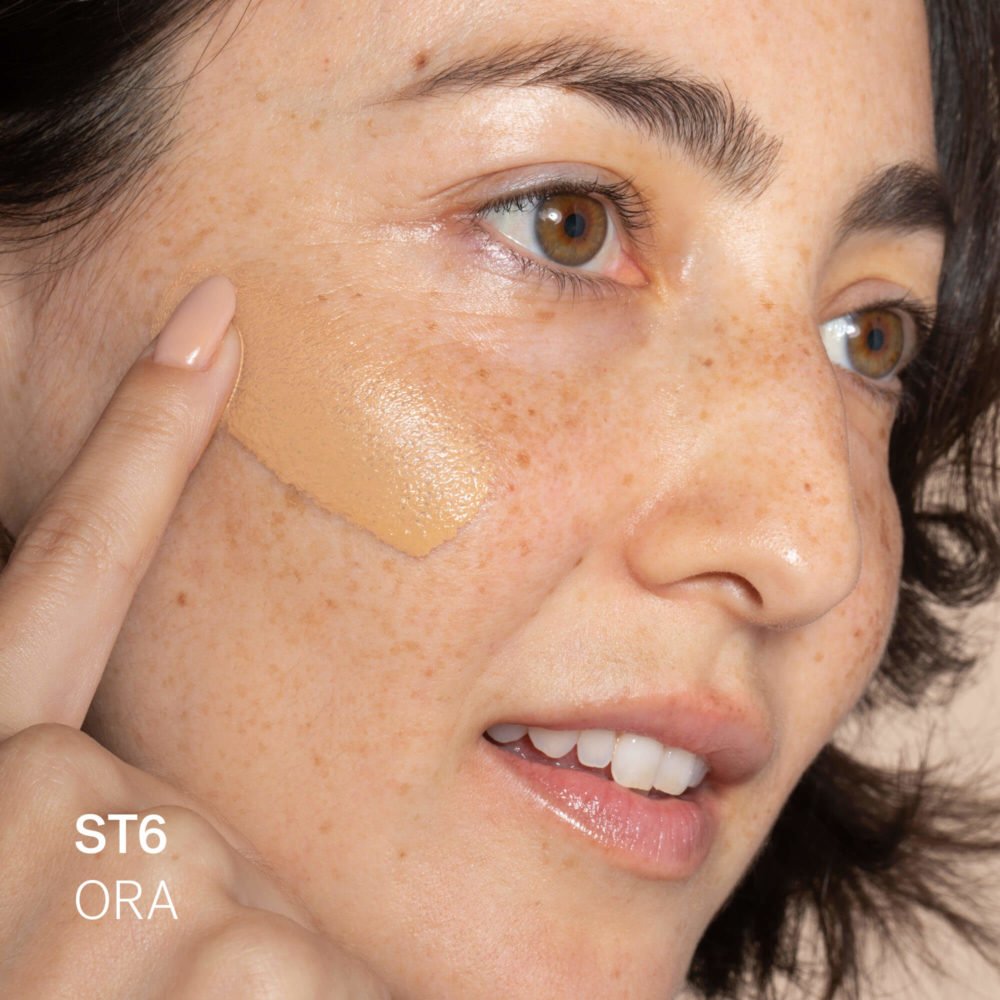 Super Serum Skin Tint SPF30 - Image 70