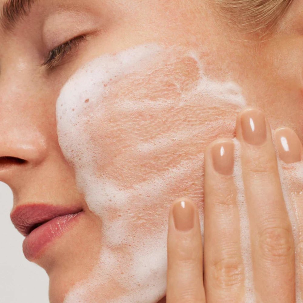 The Cleanse Soft Makeup Remover - Image 2